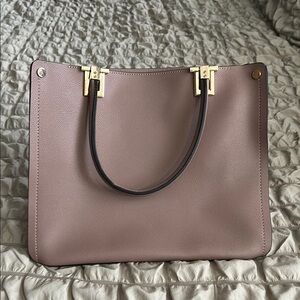 Elegant Mauve Leather Tote Bag